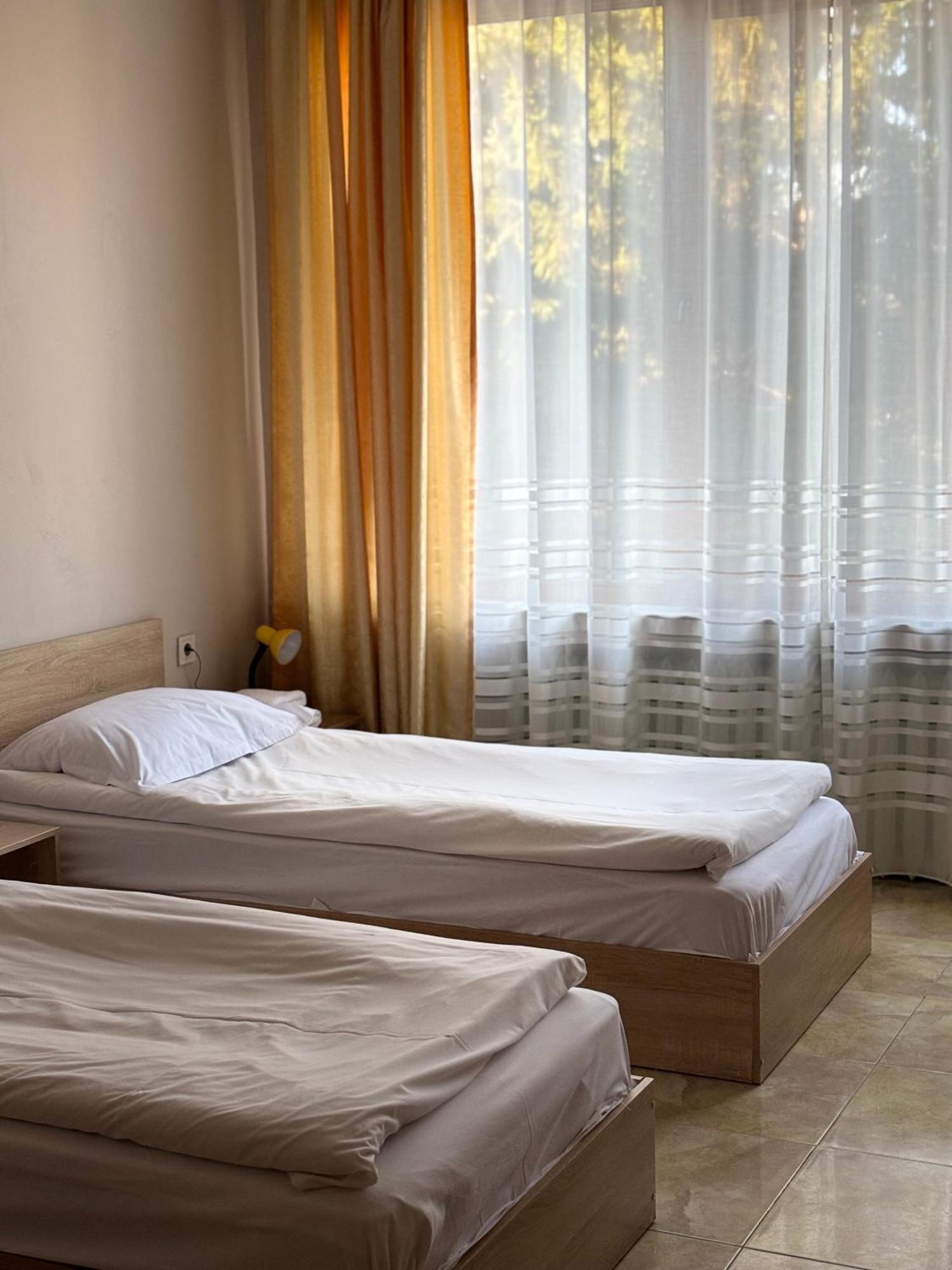Apart Hotel Central Razgrad Eksteriør bilde